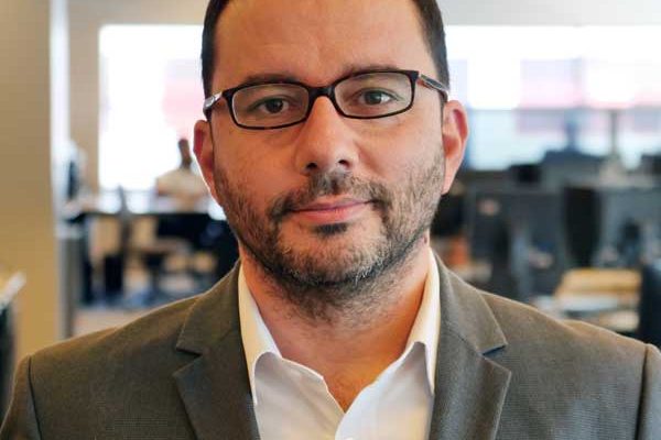 "Ponerse detrás del muro de pago duele", dice Tomás García, CDO de La Voz de Galicia