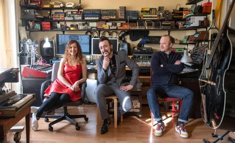 "La pandemia hackeó nuestro periodismo; ahora hacemos podcasts": Así se creó El Extraordinario 48 Así se creó El Extraordinario sello de podcasts Mar Abad ReddePeridistasMEETS