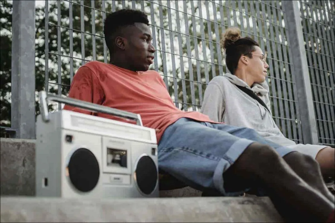 Pasaremos más tiempo escuchando podcasts que la radio
