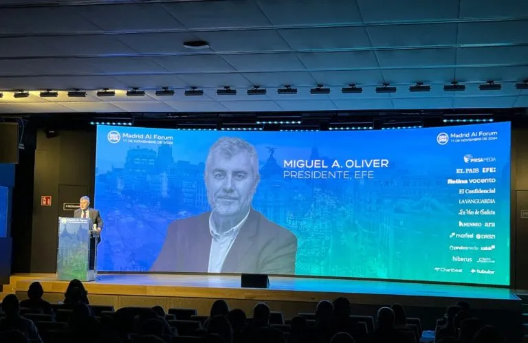 La agencia EFE planea desplegar su propio chatbot de IA para consultar toda su base de noticias