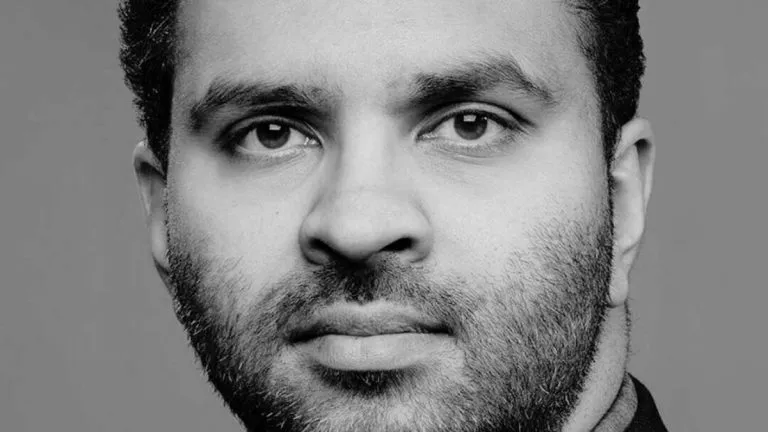 Nilay Patel, editor jefe de THE VERGE, anuncia que su publicación lanza muro de pago.