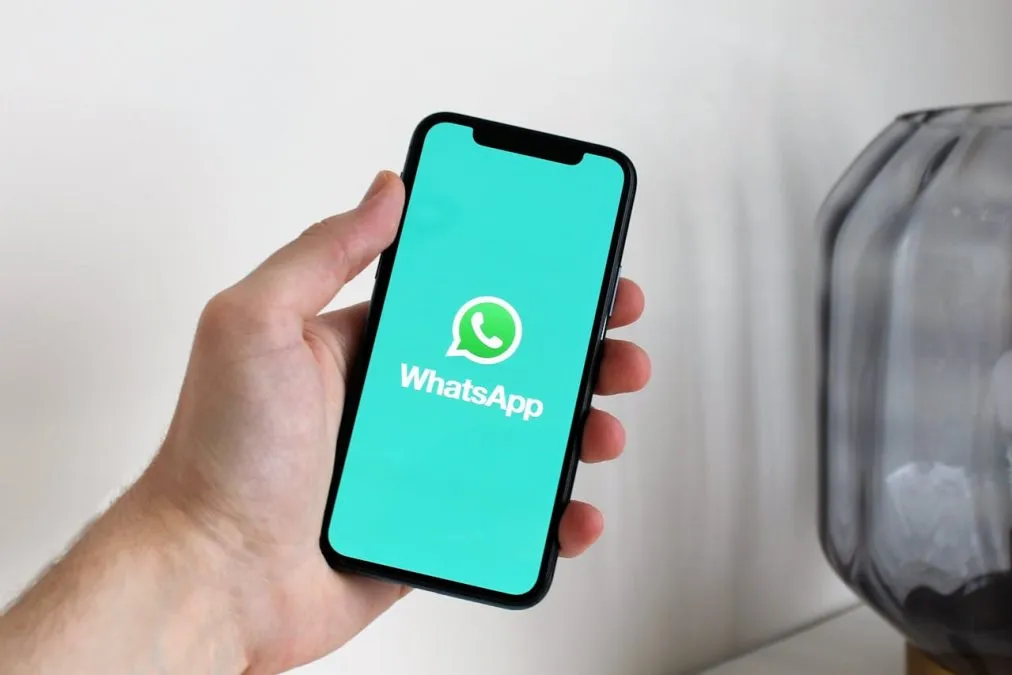 ChatGPT se actualiza en WhatsApp. Así son sus tres nuevas funciones para competir con META AI 1 ChatGPT se actualiza en WhatsApp con estas funciones