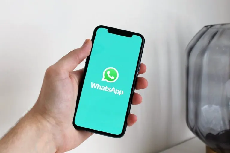 ChatGPT se actualiza en WhatsApp. Así son sus tres nuevas funciones para competir con META AI 21 ChatGPT se actualiza en WhatsApp con estas funciones