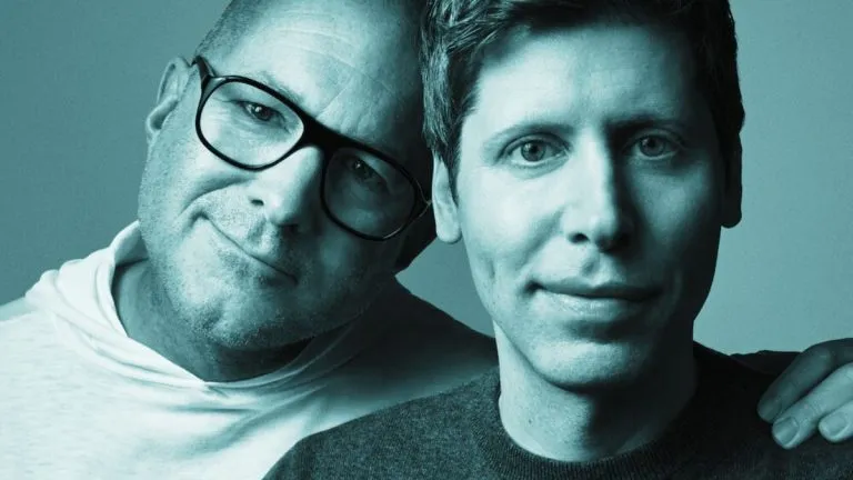 Sam Altman compra io a John Ive. OpenAI paga 6.500 millones por la startup del ex diseñador del iPhone