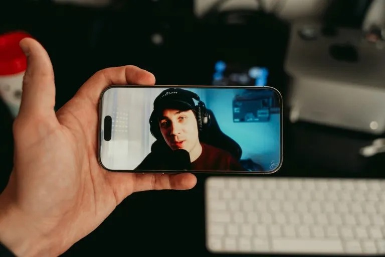 No lloran; facturan más que la tele y la prensa 39 Acaba de darse el sorpasso. Los influencers facturan más publicidad que la tele y la prensa juntos