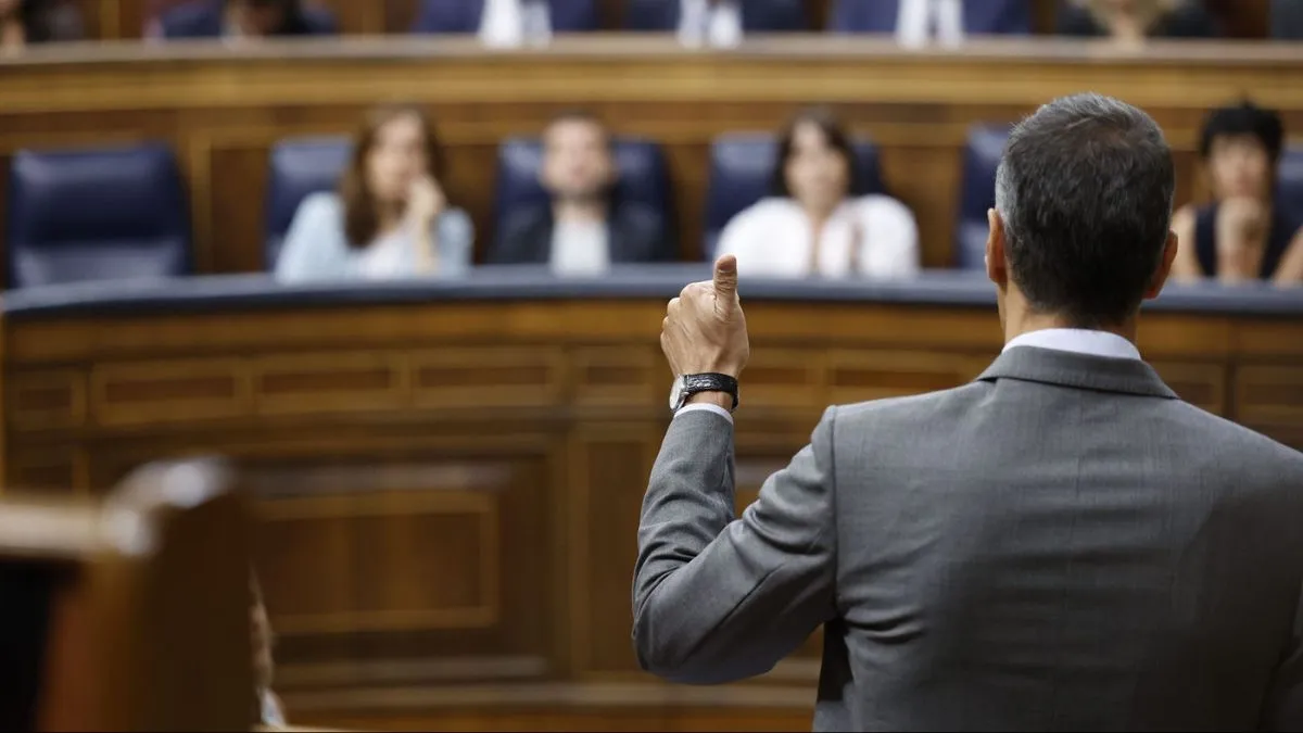 Google Discover activa el botón Seguir de Pedro Sánchez: Tu noticia competirá con la fuente implicada 1 El presidente del Gobierno de España, Pedro Sánchez ya tiene su propio perfil de Google Discover para disponer del botón Seguir