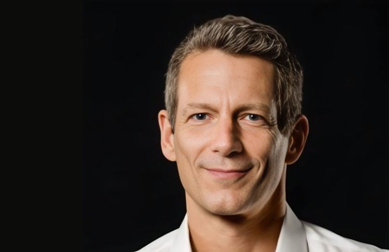 PIANO, la tecnología que usa la mayoría de muros de pago en España, busca nuevo CEO, después de la salida de Trevor Kaufman.