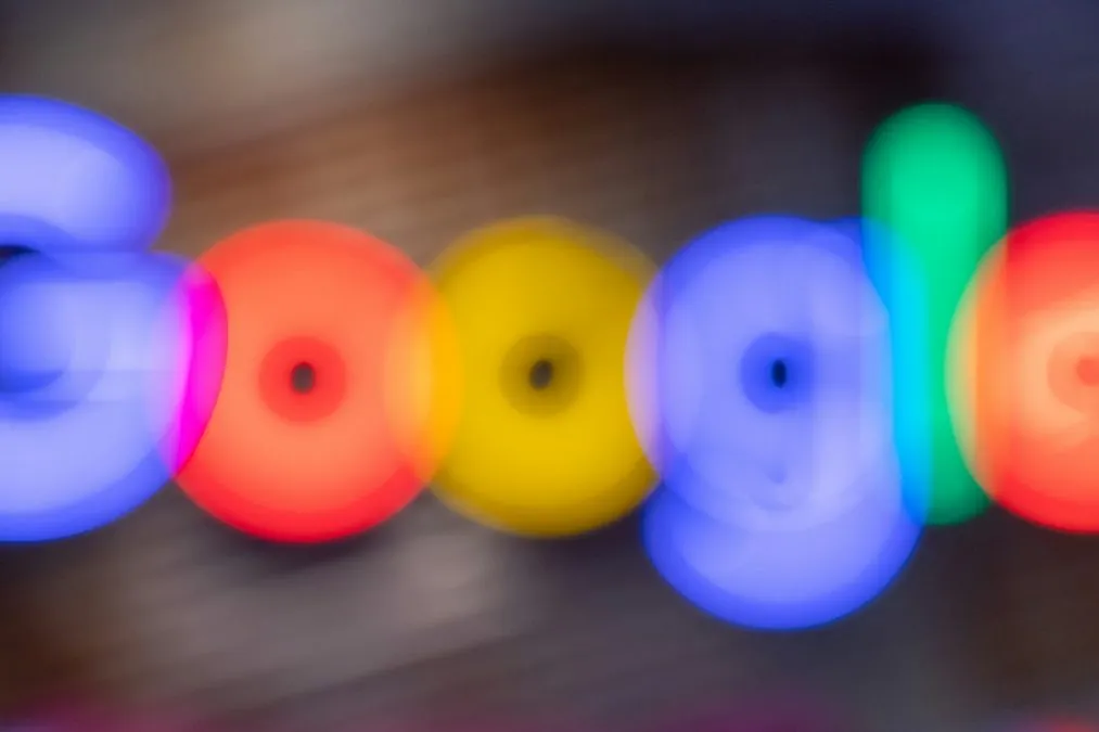 Google se apropia del segundo clic. AI Mode llega a Chrome 1 AI Mode llega a Chrome y Google se apropia del segundo clic. Foto: UnSplash.