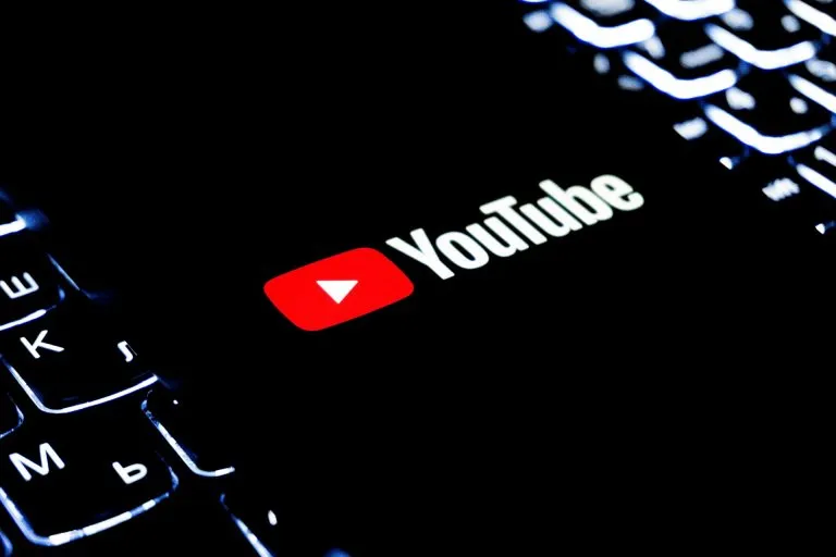 Google sugiere que YouTube es el nuevo Discover 31 El futuro de Google Discover se mancha de YouTube. Lo vemos en EE UU. Foto: Unsplash.